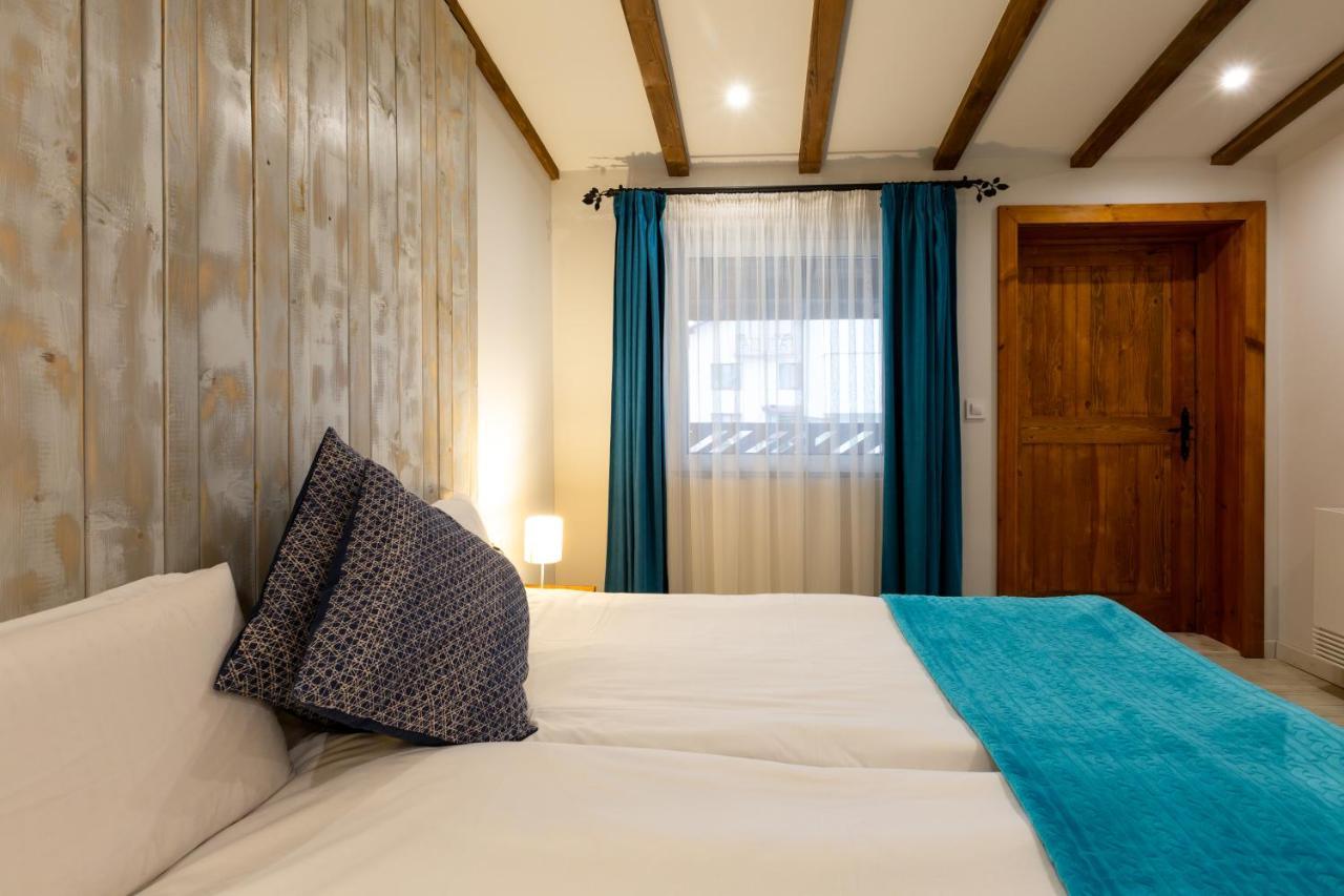 Къщи За Гости Сноуфлейк Snowflake Chalet And Snowflake Lodge Bansko Exterior foto